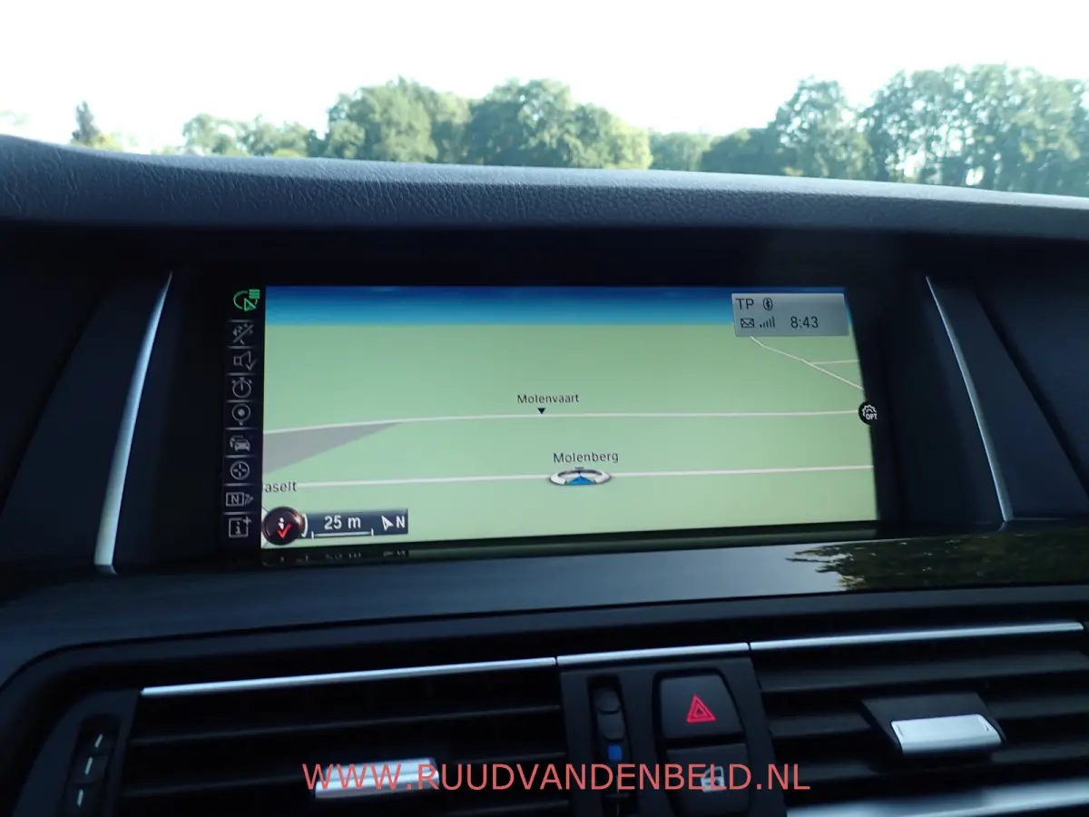 520i Luxury Edition !! UNIEKE KM-STAND !! 1e EIGENAAR !! CAMERA / SCHUIF-KANTEL DAK / MEMORY