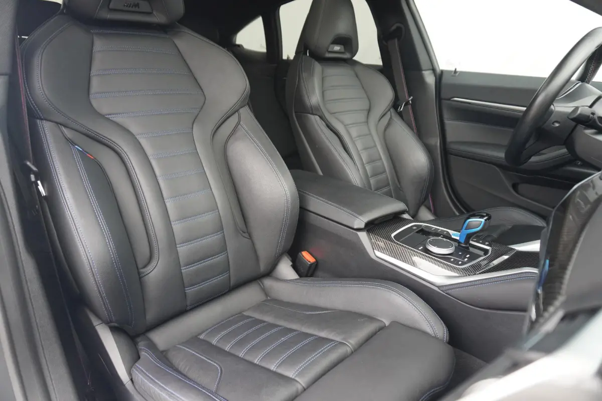 M50 | Laserlight | Harman Kardon | Schuif- Kanteldak | Comfort Acces | Elektrisch verstelbare Stoelen