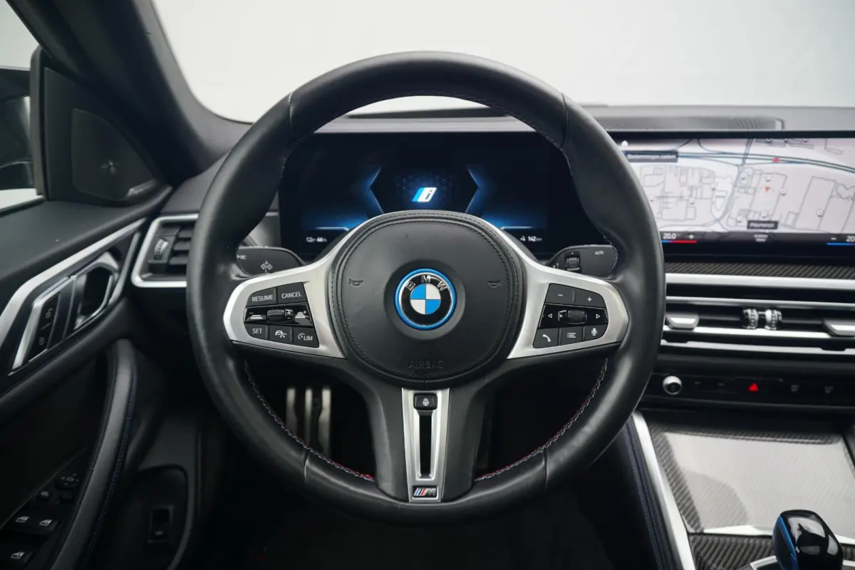 M50 | Laserlight | Harman Kardon | Schuif- Kanteldak | Comfort Acces | Elektrisch verstelbare Stoelen