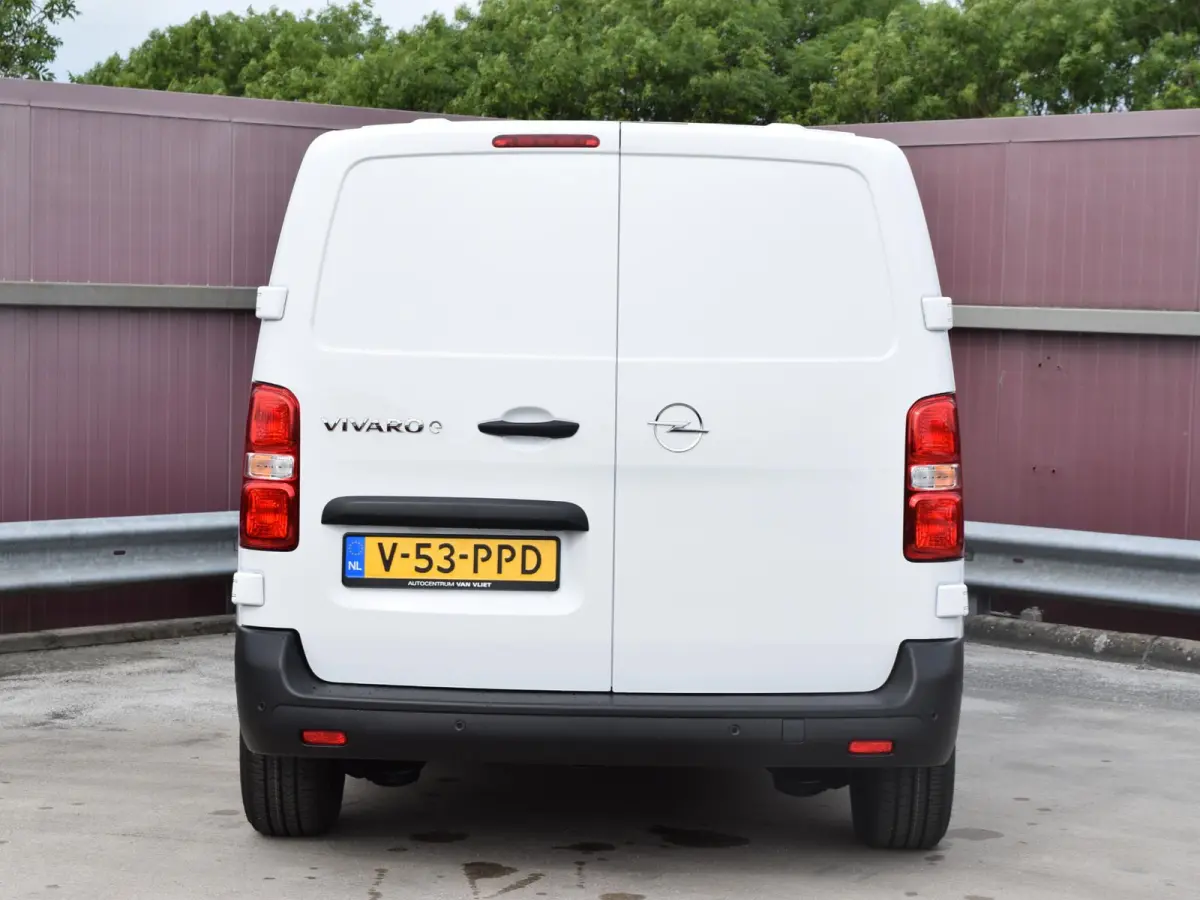 Electric L2 75 kWh | tot 8 jaar garantie | laadruimtebetimmering | dodehoek detectie | Apple Carplay | camera | parkeersensoren voor & achter | Comfort scheidingswand | rijklaarprijs