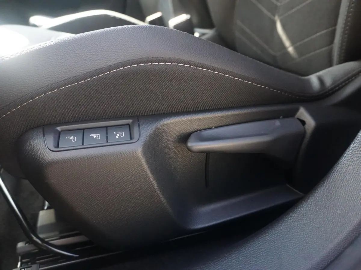 1.2 Turbo Hybrid Ultimate Leder Alcantara