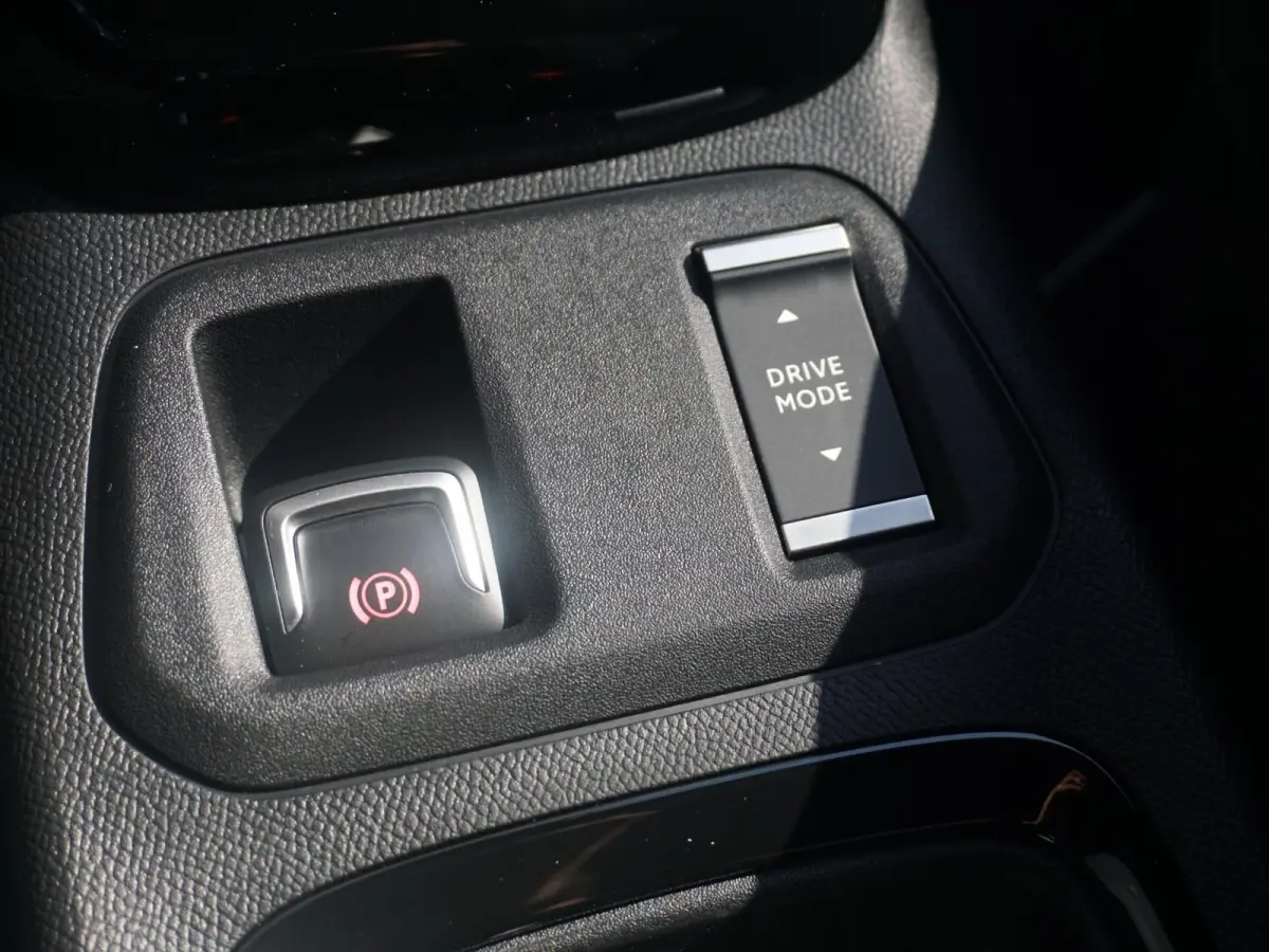 1.2 Turbo Hybrid Ultimate Leder Alcantara