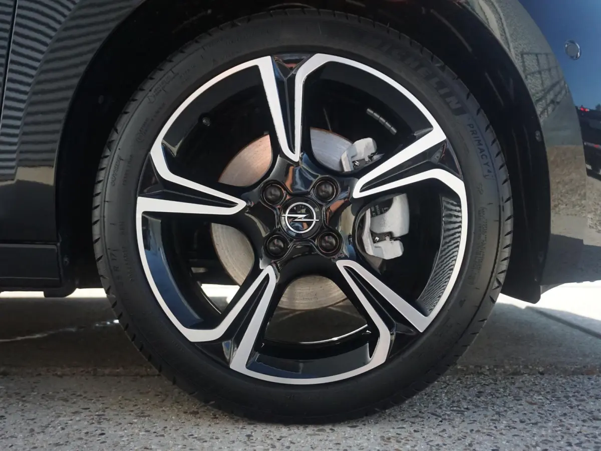 1.2 Turbo Hybrid Ultimate Leder Alcantara