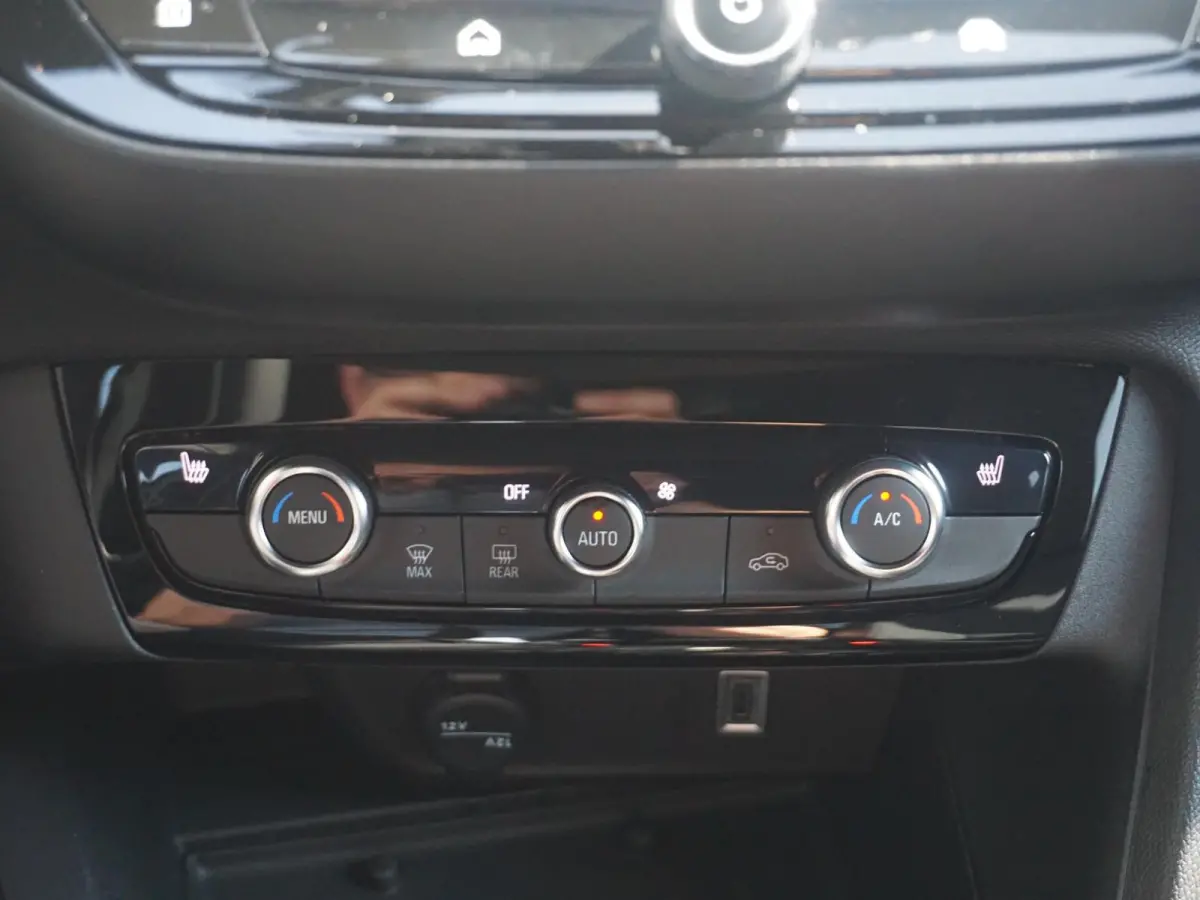 1.2 Turbo Hybrid Ultimate Leder Alcantara