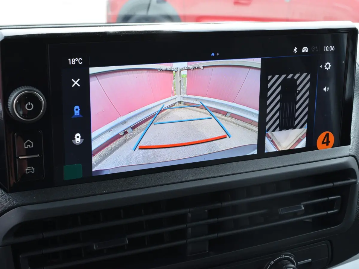 Electric L2 75 kWh | tot 8 jaar garantie | laadruimtebetimmering | dodehoek detectie | Apple Carplay | camera | parkeersensoren voor & achter | Comfort scheidingswand | rijklaarprijs