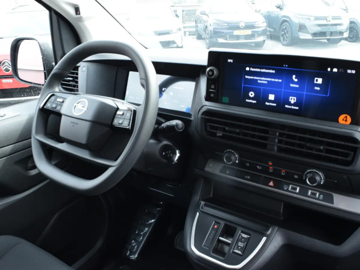Electric L2 75 kWh | tot 8 jaar garantie | laadruimtebetimmering | dodehoek detectie | Apple Carplay | camera | parkeersensoren voor & achter | Comfort scheidingswand | rijklaarprijs