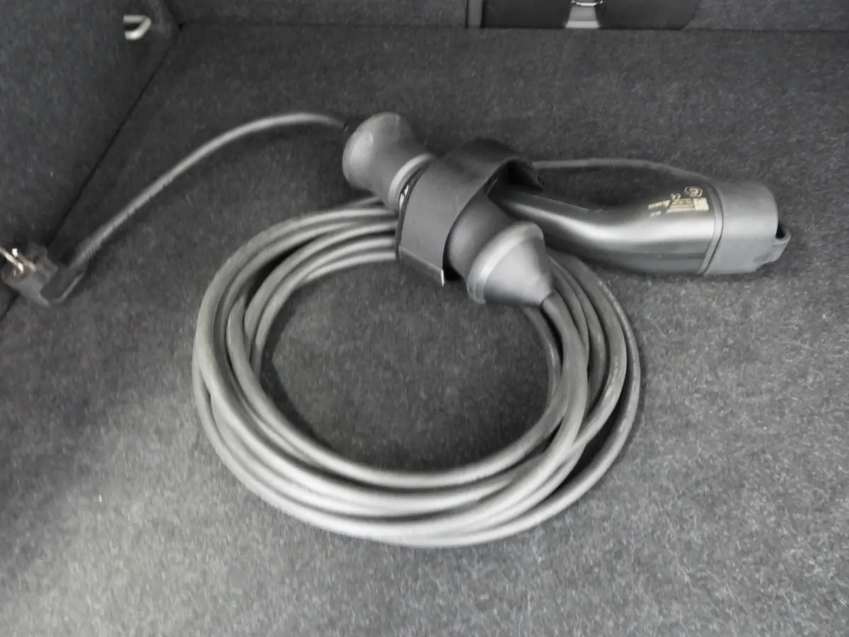 1.5 T4 Plug-In Hybrid Core Bright NAVI/CAMERA/LED/18"LMV!