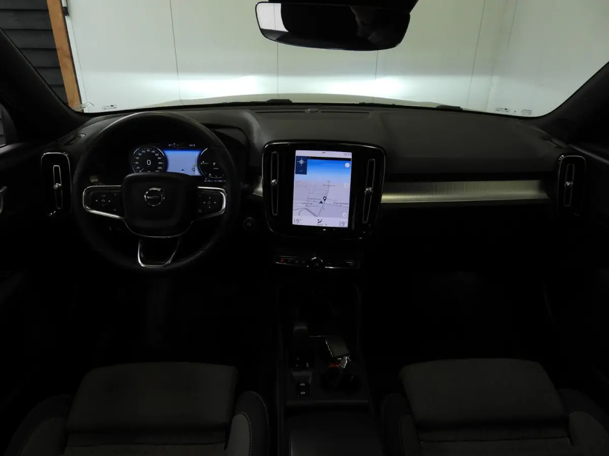 1.5 T4 Plug-In Hybrid Core Bright NAVI/CAMERA/LED/18"LMV!