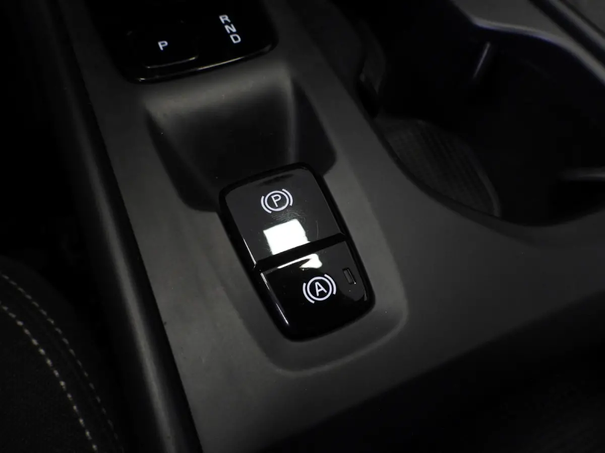 1.5 T4 Plug-In Hybrid Core Bright NAVI/CAMERA/LED/18"LMV!