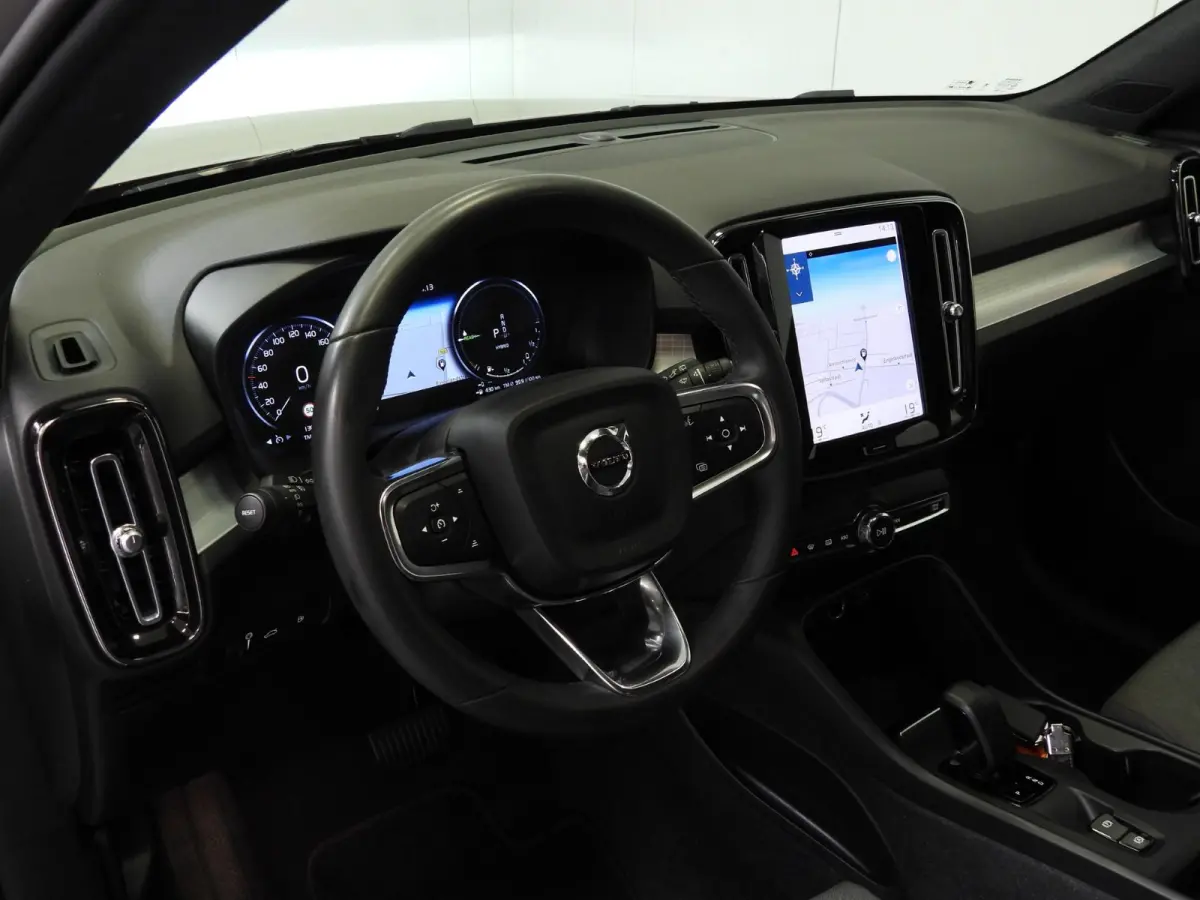 1.5 T4 Plug-In Hybrid Core Bright NAVI/CAMERA/LED/18"LMV!