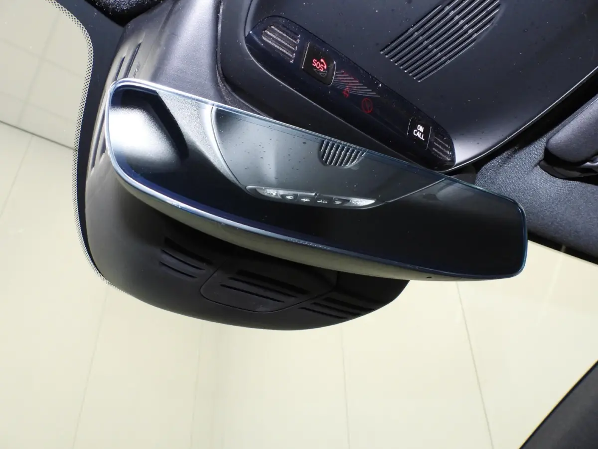 1.5 T4 Plug-In Hybrid Core Bright NAVI/CAMERA/LED/18"LMV!