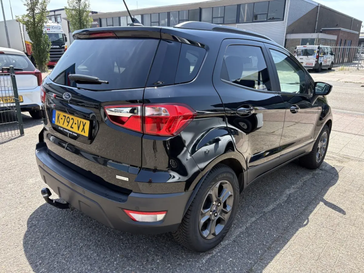 1.0 EcoBoost Titanium | Trekhaak
