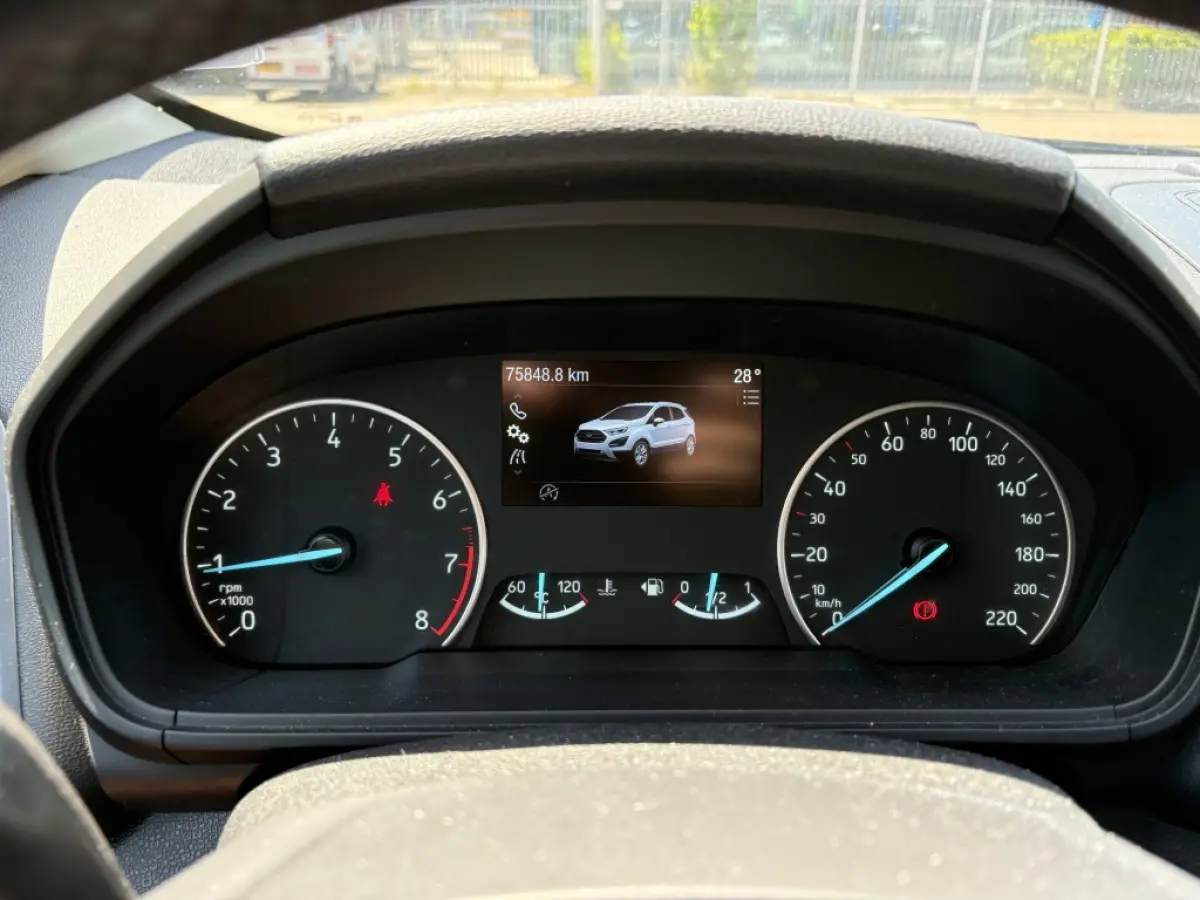 1.0 EcoBoost Titanium | Trekhaak