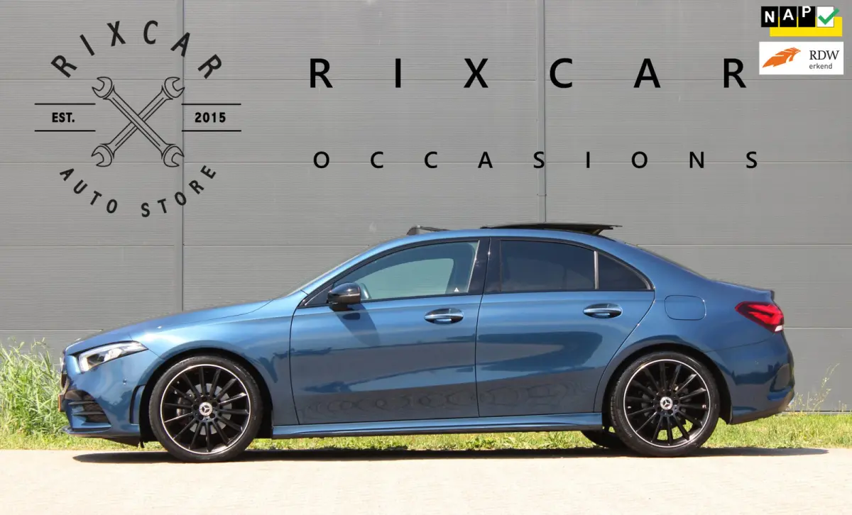 180 AMG Line Panodak Sfeerlicht Keyless