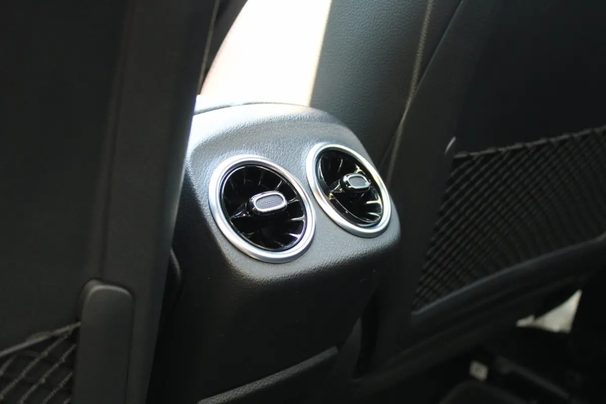 180 AMG Line Panodak Sfeerlicht Keyless