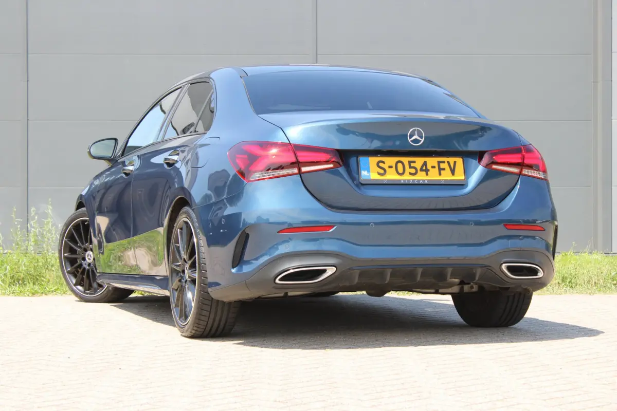 180 AMG Line Panodak Sfeerlicht Keyless