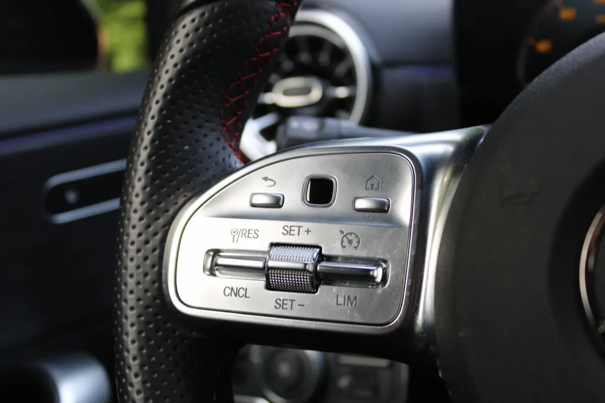 180 AMG Line Panodak Sfeerlicht Keyless