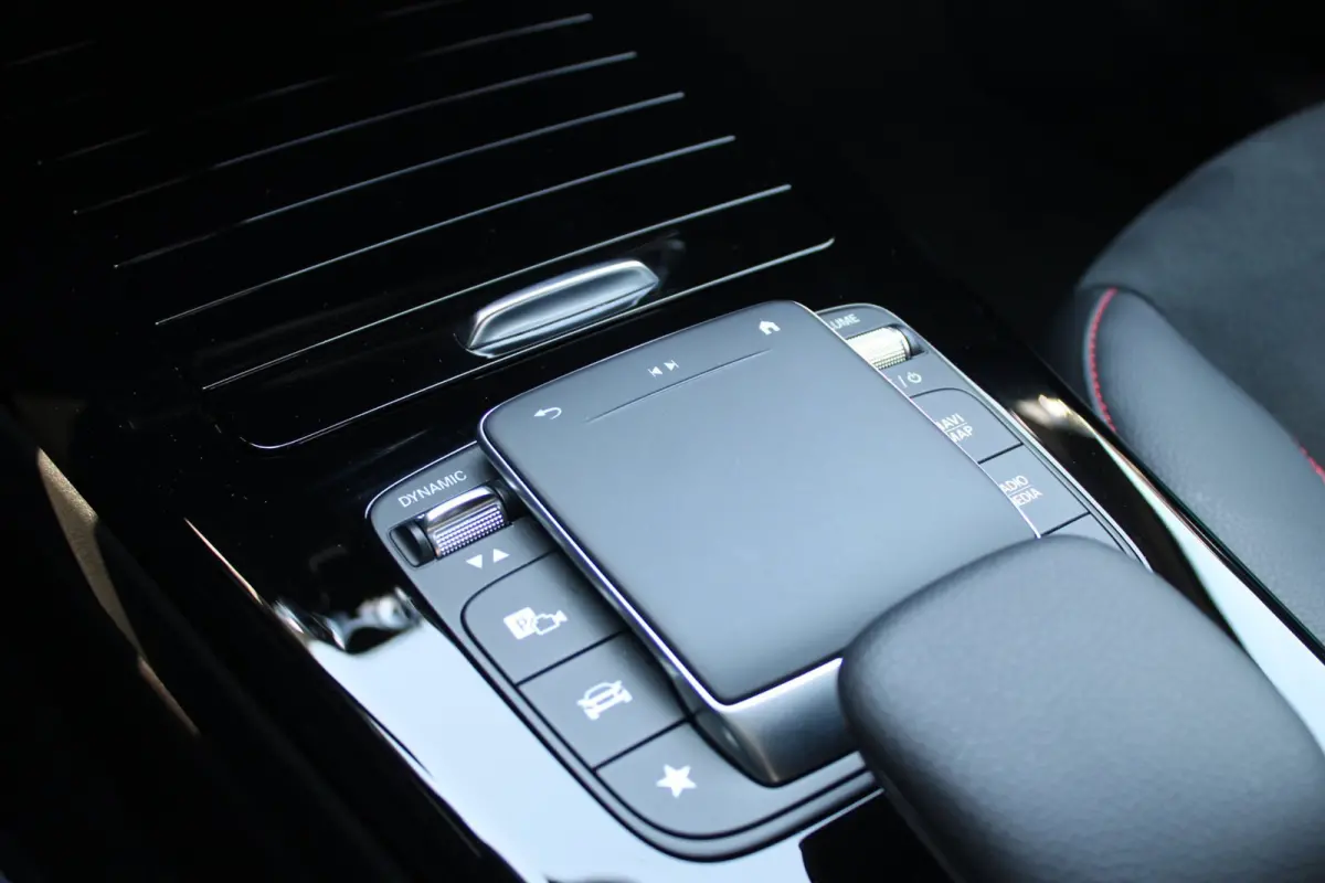 180 AMG Line Panodak Sfeerlicht Keyless