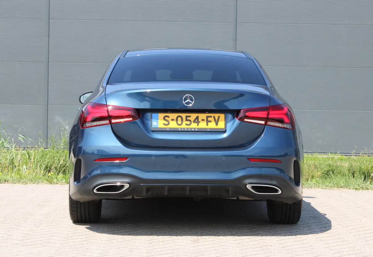 180 AMG Line Panodak Sfeerlicht Keyless
