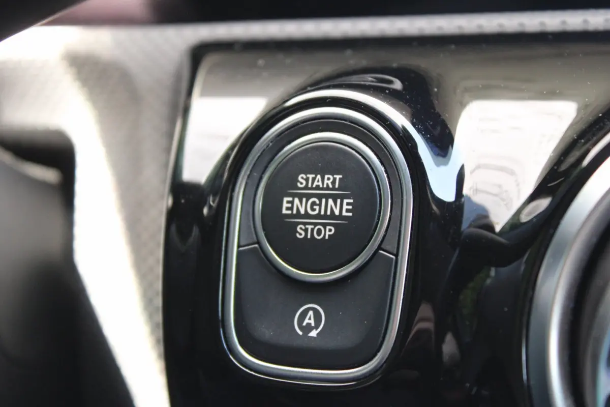 180 AMG Line Panodak Sfeerlicht Keyless