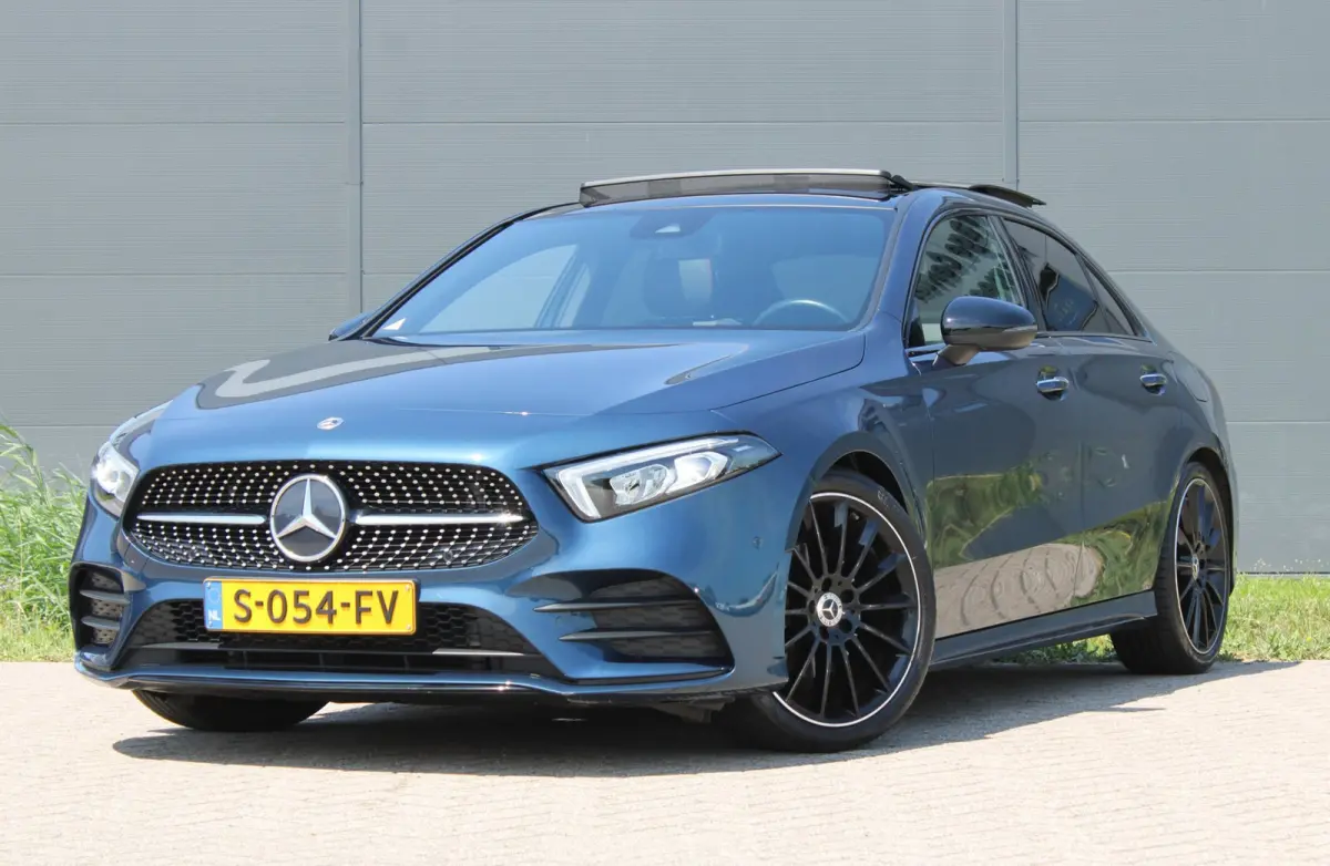 180 AMG Line Panodak Sfeerlicht Keyless