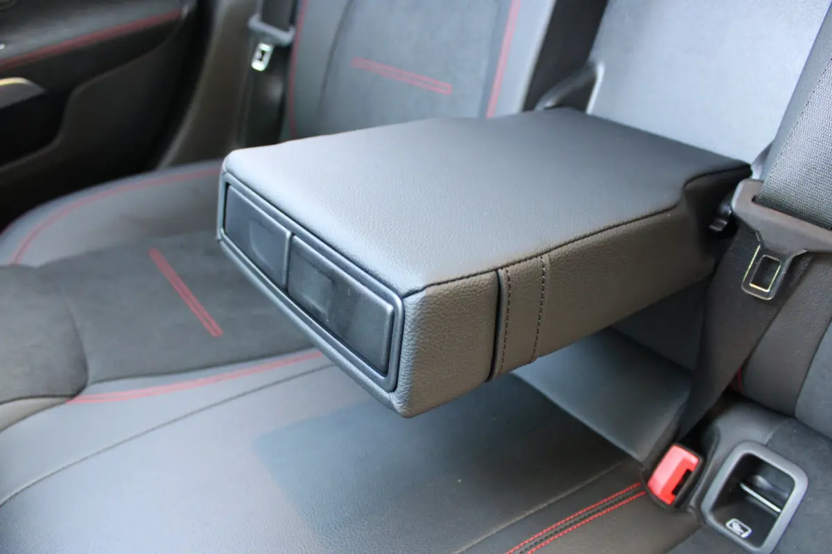 180 AMG Line Panodak Sfeerlicht Keyless