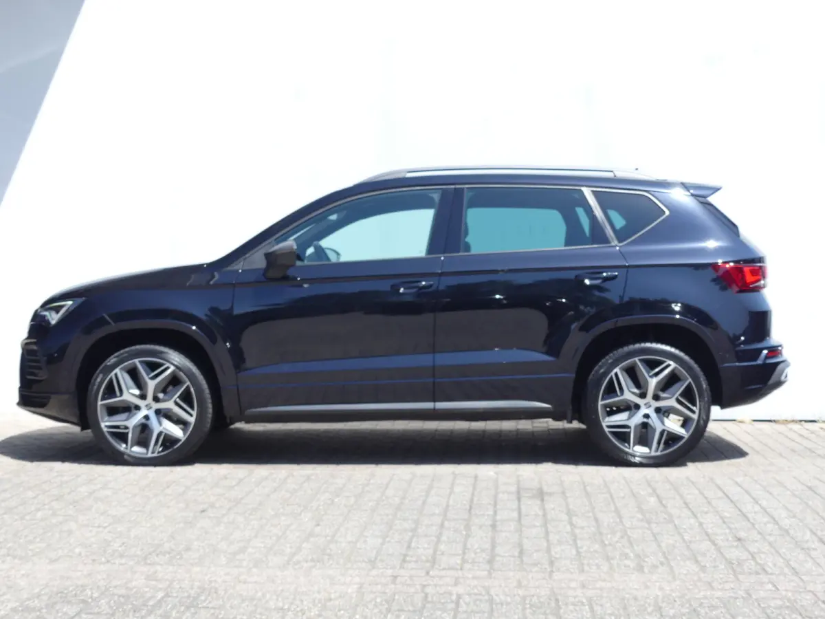 1.5 TSI FR Business Intense | CAMERA | 360 CAMERA | STOEL+STUUR+VOORRUITVERWARMING | NAVI | PARKEERSENSOREN V+A | APPLE CARPLAY / ANDROID AUTO |