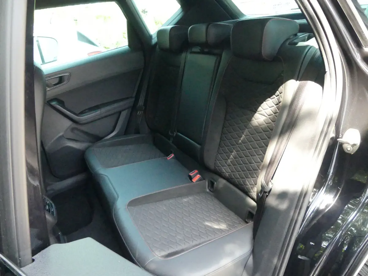 1.5 TSI FR Business Intense | CAMERA | 360 CAMERA | STOEL+STUUR+VOORRUITVERWARMING | NAVI | PARKEERSENSOREN V+A | APPLE CARPLAY / ANDROID AUTO |