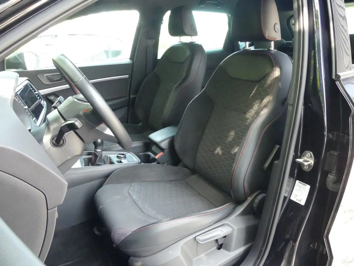 1.5 TSI FR Business Intense | CAMERA | 360 CAMERA | STOEL+STUUR+VOORRUITVERWARMING | NAVI | PARKEERSENSOREN V+A | APPLE CARPLAY / ANDROID AUTO |