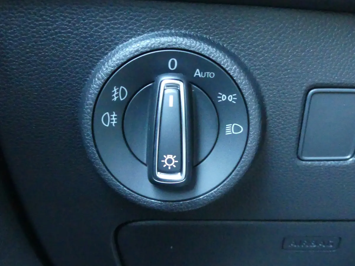 1.5 TSI FR Business Intense | CAMERA | 360 CAMERA | STOEL+STUUR+VOORRUITVERWARMING | NAVI | PARKEERSENSOREN V+A | APPLE CARPLAY / ANDROID AUTO |
