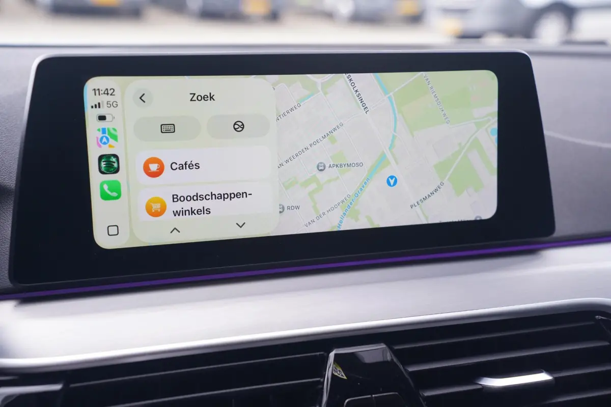 530e M Sport SOH 92% Head-up Apple Carplay Camera Stoelverwarming 21 Inch velgen