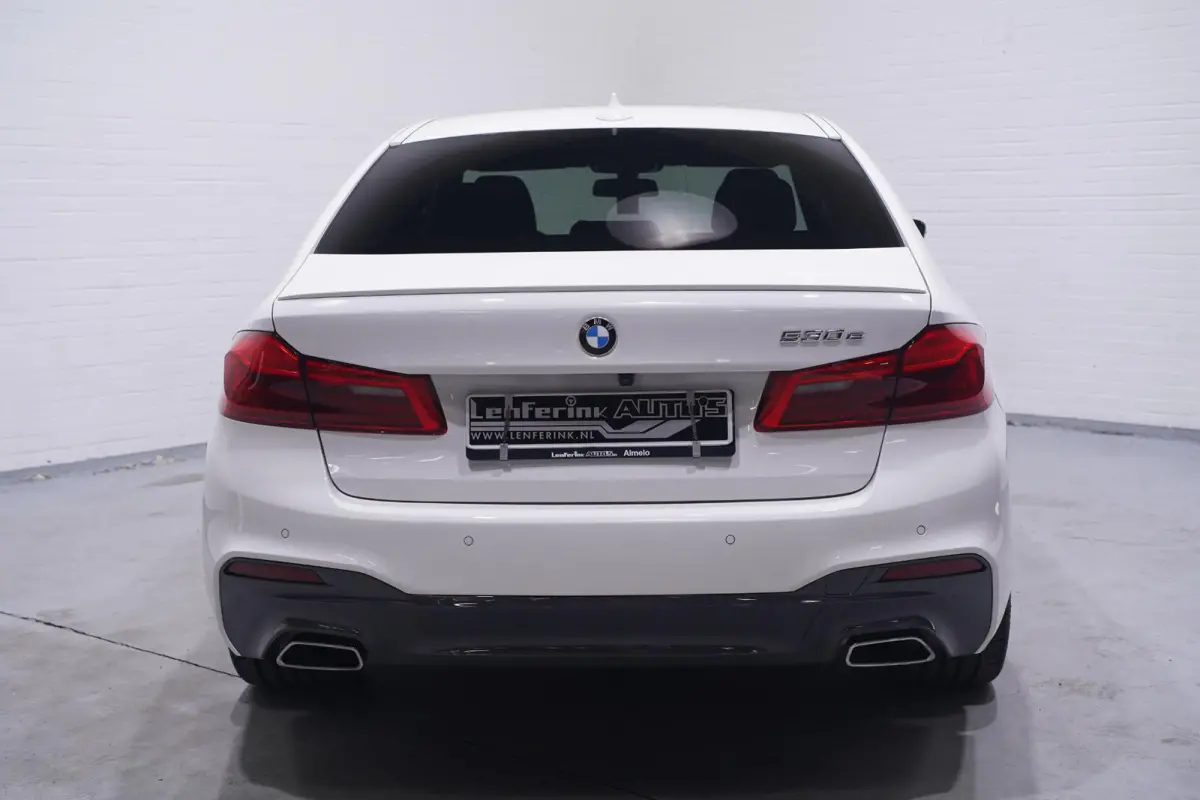 530e M Sport SOH 92% Head-up Apple Carplay Camera Stoelverwarming 21 Inch velgen
