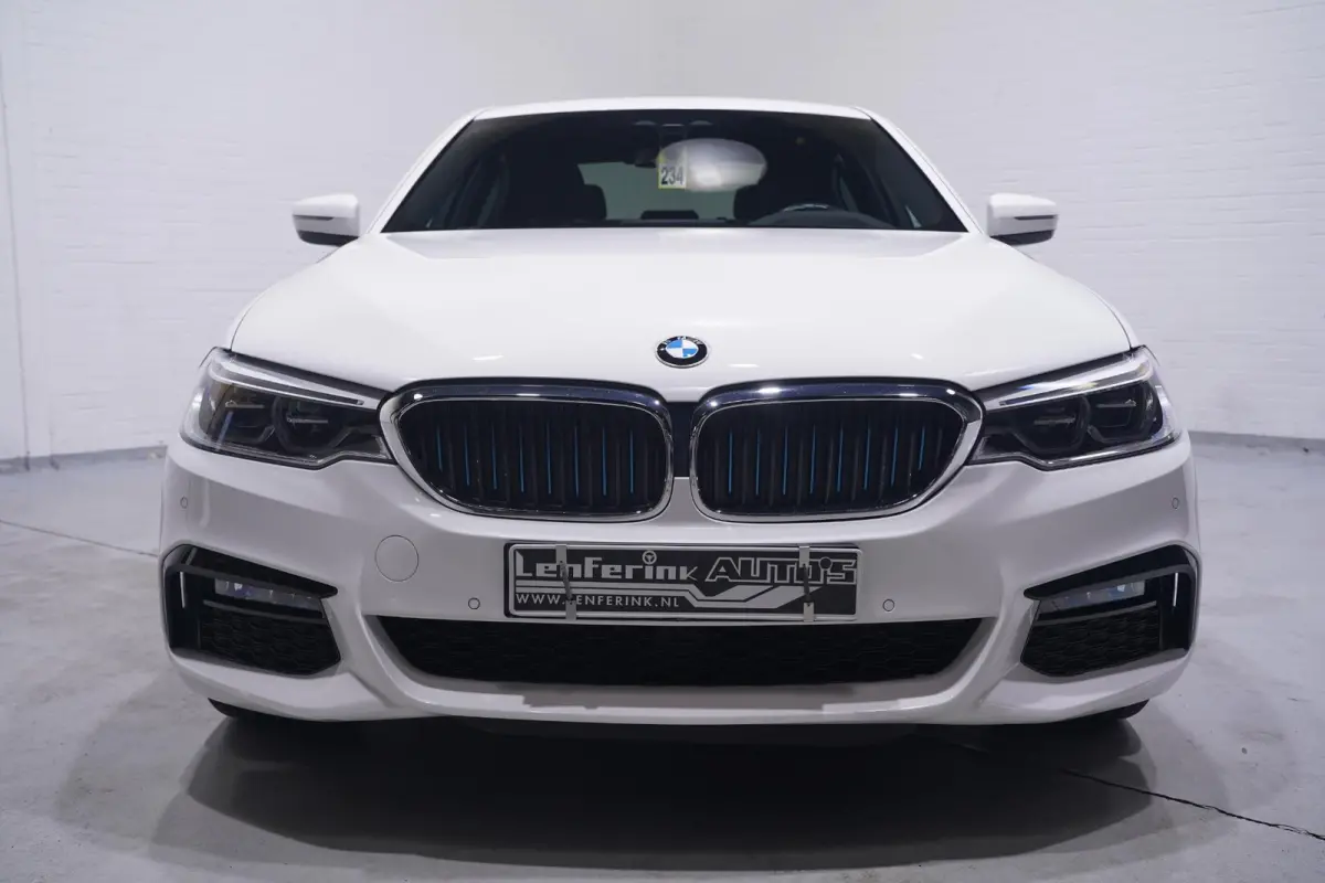 530e M Sport SOH 92% Head-up Apple Carplay Camera Stoelverwarming 21 Inch velgen