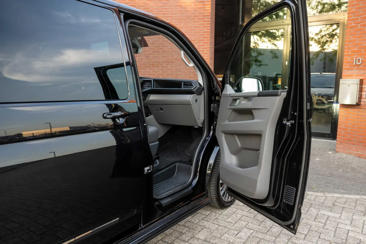 2.0 TDI L2H1 30 DC 150pk Bulli 2x schuifdeur Leder