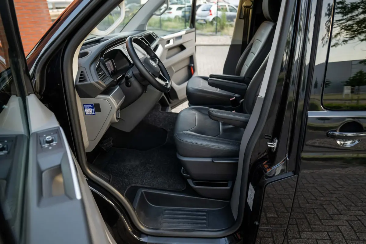 2.0 TDI L2H1 30 DC 150pk Bulli 2x schuifdeur Leder