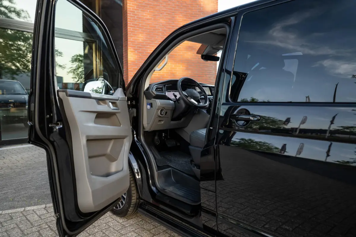 2.0 TDI L2H1 30 DC 150pk Bulli 2x schuifdeur Leder