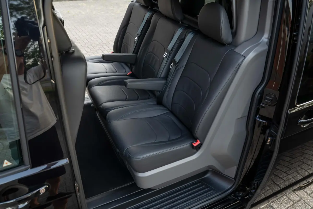 2.0 TDI L2H1 30 DC 150pk Bulli 2x schuifdeur Leder