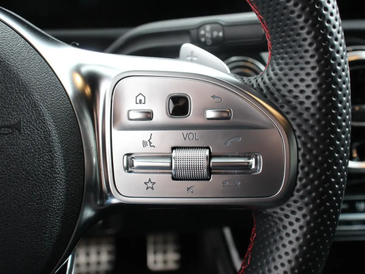 200 AMG Line Navigatie Climate Control Camera Virtual Cockpit Led Stoelverwarming Cruise control Parkeersensoren