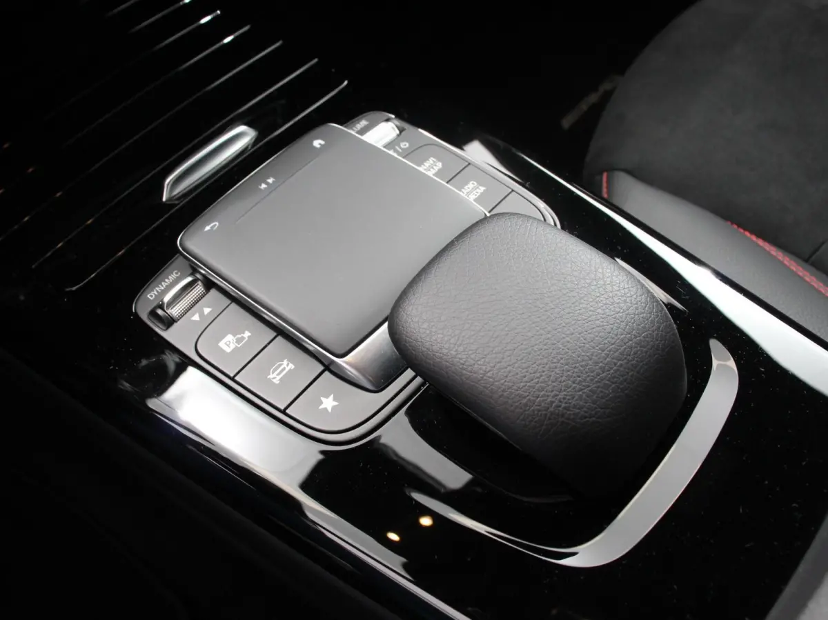 200 AMG Line Navigatie Climate Control Camera Virtual Cockpit Led Stoelverwarming Cruise control Parkeersensoren