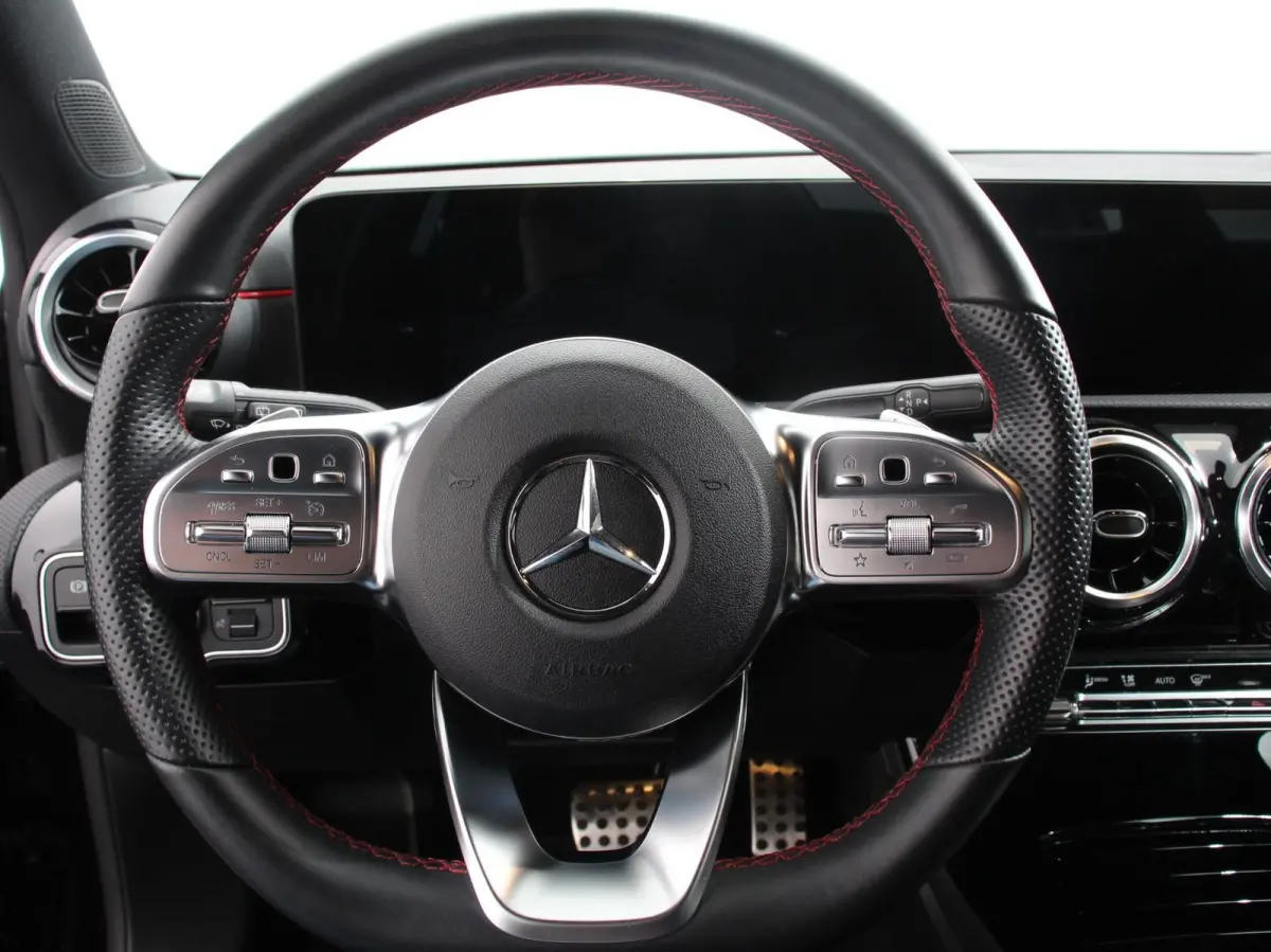 200 AMG Line Navigatie Climate Control Camera Virtual Cockpit Led Stoelverwarming Cruise control Parkeersensoren