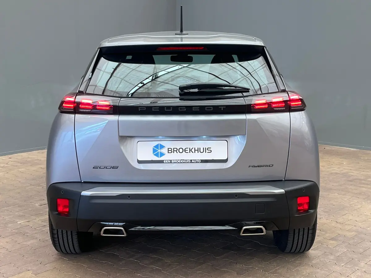 1.2 Hybrid 136 Style Climate | Carplay | Cruise | Parkeersensoren Achter | LED | DAB | Airco (automatisch) | Apple Carplay/Android Auto|telefoonintegratie premium | Centrale deurvergrendelin