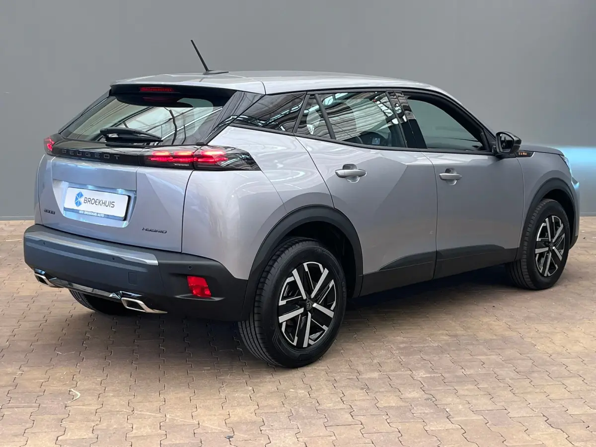 1.2 Hybrid 136 Style Climate | Carplay | Cruise | Parkeersensoren Achter | LED | DAB | Airco (automatisch) | Apple Carplay/Android Auto|telefoonintegratie premium | Centrale deurvergrendelin