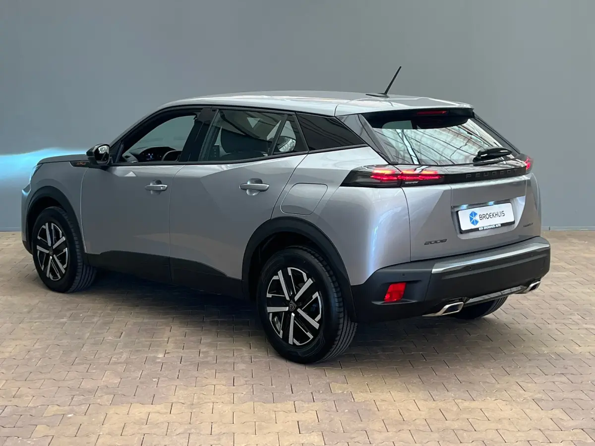 1.2 Hybrid 136 Style Climate | Carplay | Cruise | Parkeersensoren Achter | LED | DAB | Airco (automatisch) | Apple Carplay/Android Auto|telefoonintegratie premium | Centrale deurvergrendelin