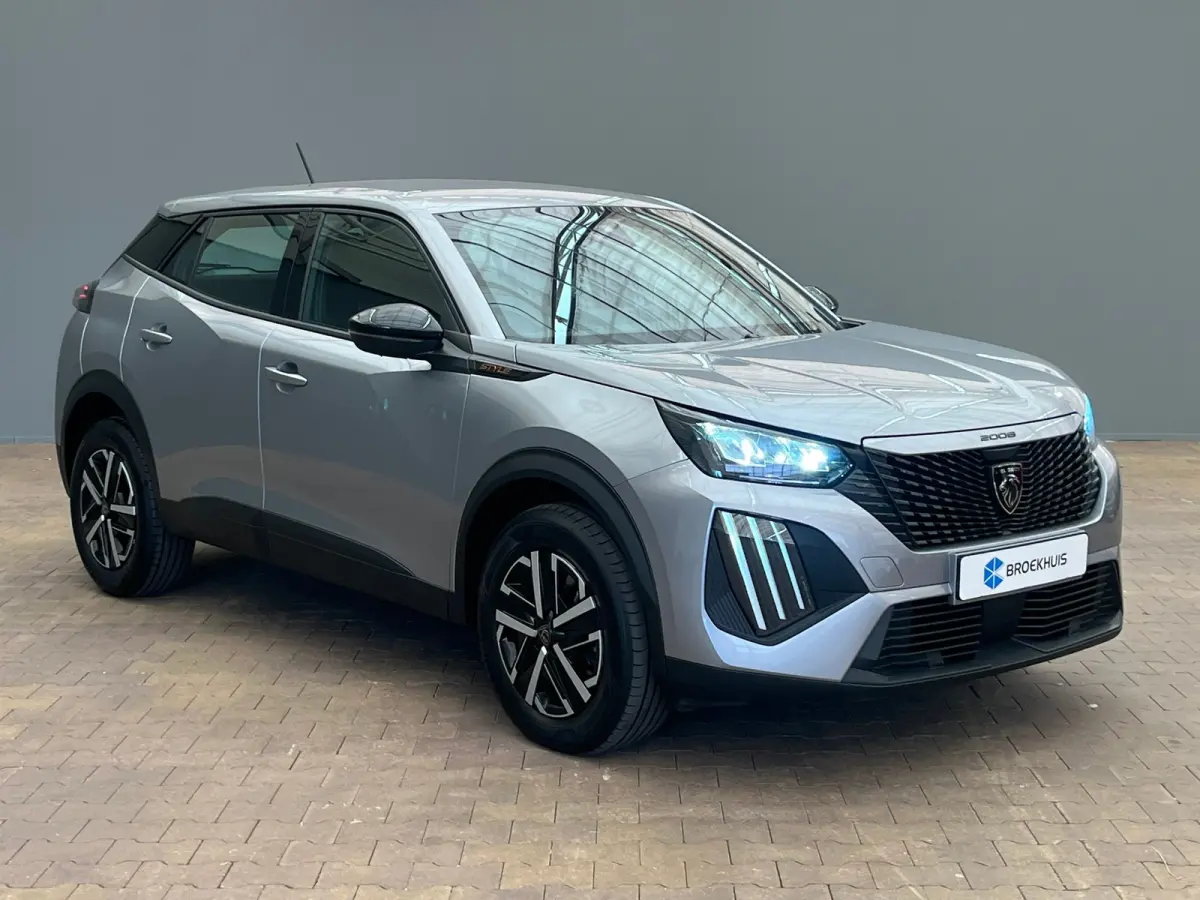 1.2 Hybrid 136 Style Climate | Carplay | Cruise | Parkeersensoren Achter | LED | DAB | Airco (automatisch) | Apple Carplay/Android Auto|telefoonintegratie premium | Centrale deurvergrendelin
