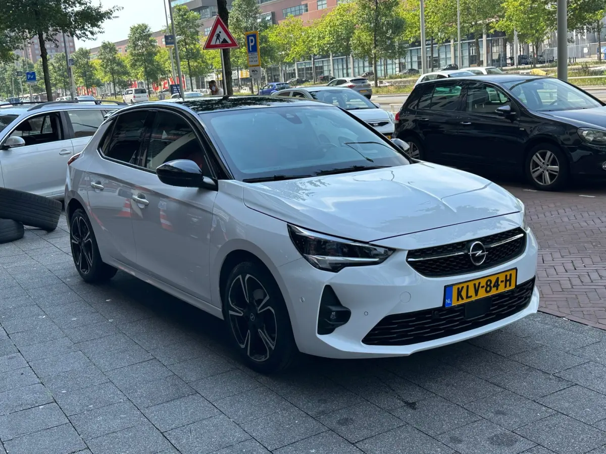 1.2 GS Line Automaat Leer Navi Camera Carplay