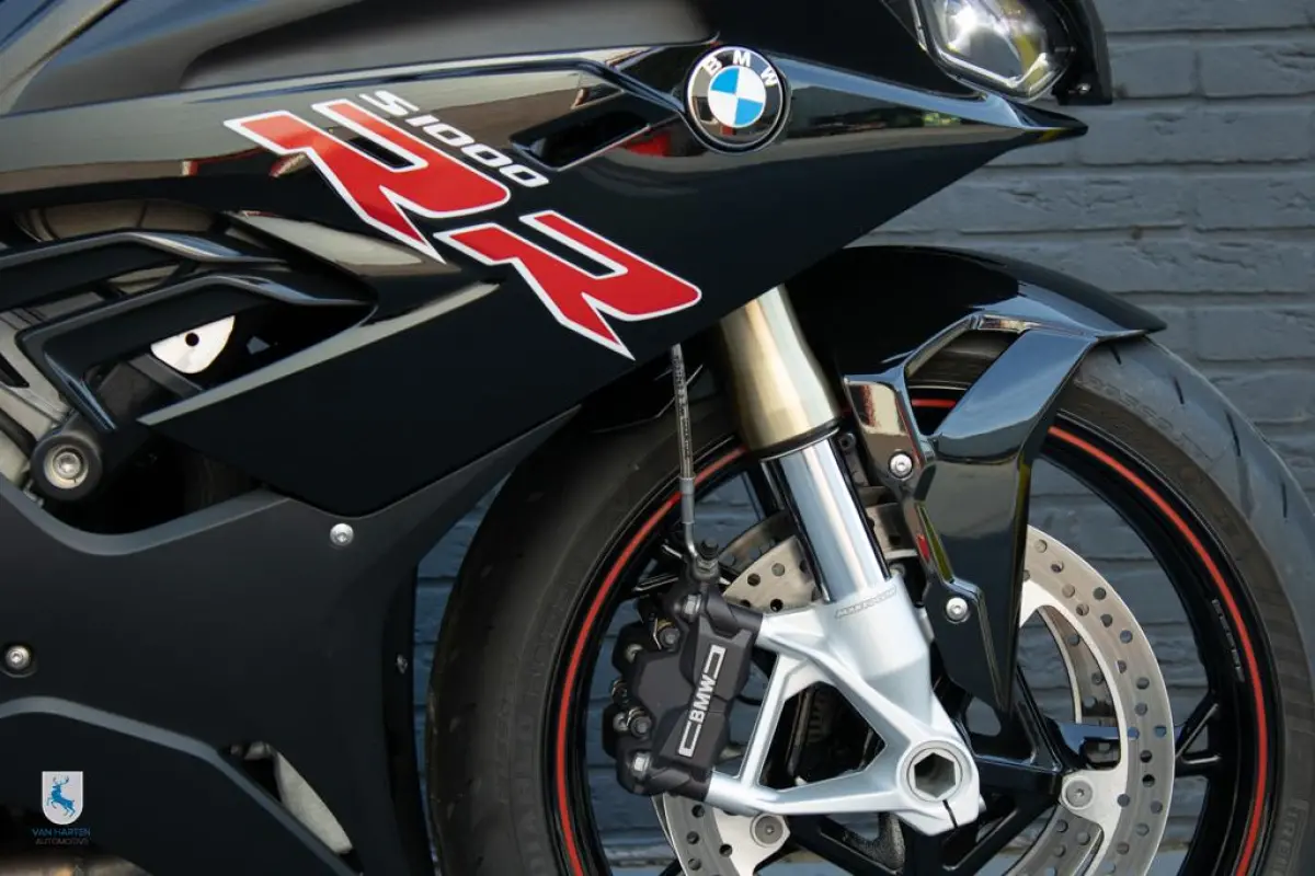 Blackstorm / NL motor / Akrapovic