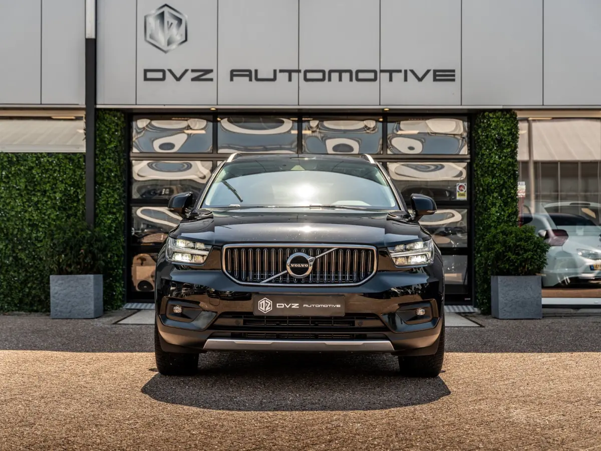 1.5 T4 211PK Momentum | Carplay | Camera | Dealer Ond.