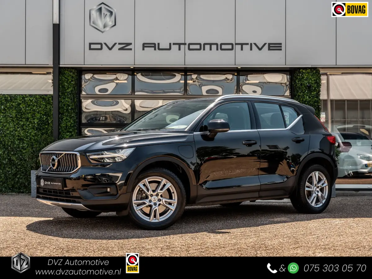 1.5 T4 211PK Momentum | Carplay | Camera | Dealer Ond.