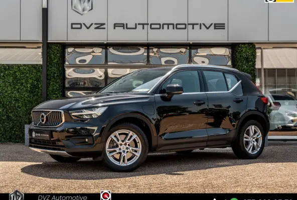 1.5 T4 211PK Momentum | Carplay | Camera | Dealer Ond.