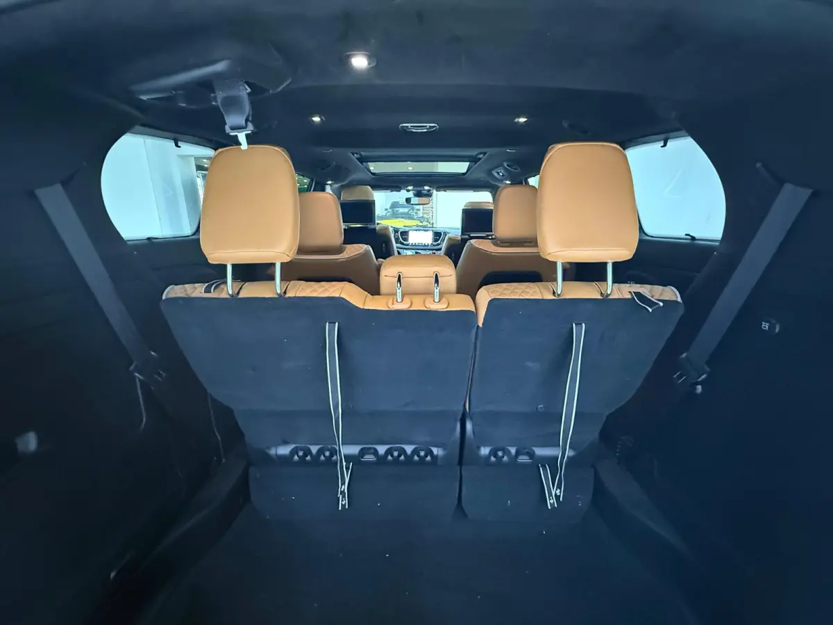 3.6 V6 Hybrid Pacifica Pinnacle 7-zits Full option